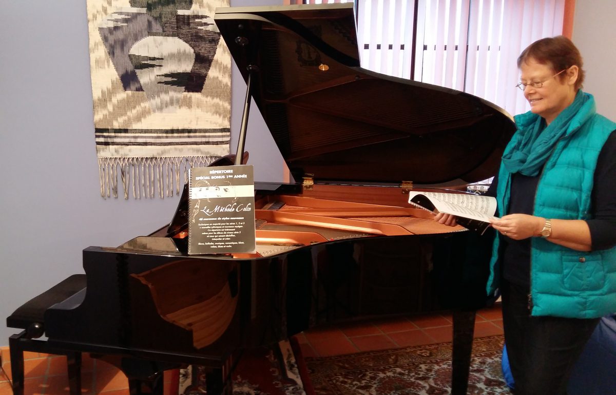 Au Piano avec "La Méthode COLIN"